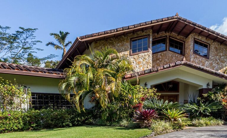 casa dos inmobiliaria Velaris Puebla